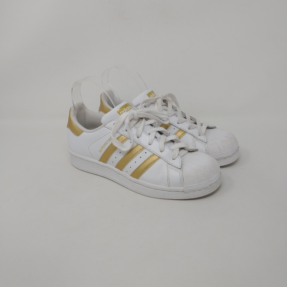 Adidas Superstar Three Stripes Comfort Sneakers Women’s Size 6